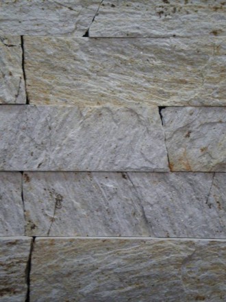 Камінь білий різаний соломкою 3 та 6 см висотою. Ціна вказана за 1 м.кв висотою . . фото 2