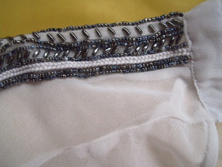 Фирменная блузка накидка с бисером Zara,Индия. ПОГ 49см, длина рукава от горлови. . фото 4