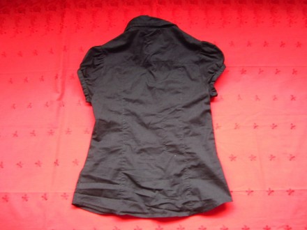 Женская фирменная рубашка насыщенного чёрного цвета,застёжка на кнопках. ПОГ 40с. . фото 6
