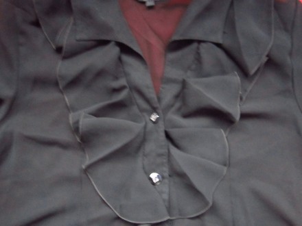 Чёрная женская блузка .ПОГ 54см,ПОТ 48,5см.Длина блузки по спинке 64см.. . фото 4