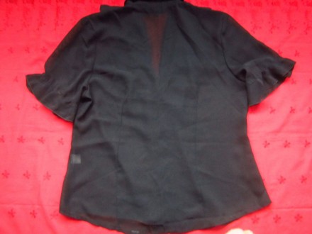 Чёрная женская блузка .ПОГ 54см,ПОТ 48,5см.Длина блузки по спинке 64см.. . фото 5