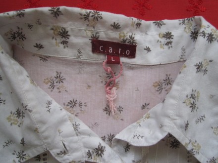 Женская новая белоснежная рубашка в цветочек ,"c.a.r.o", Германия.Застёжка спере. . фото 3