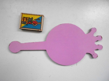 Карманное розовое детское зеркальце в деревянной оправе с короной и стразами. На. . фото 3