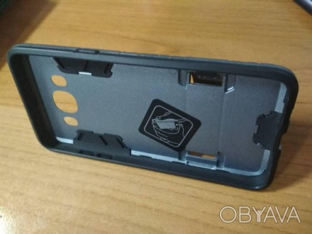 
Чехол противоударный для iPhone 7 Plus накладка-бампер HONOR Hard Defence
 
ID . . фото 1