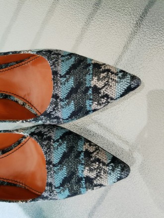 NEW Women's Missoni Classic Pumps SZ.38. .RETAIL:$795

MADE IN ITALY.

Невер. . фото 8