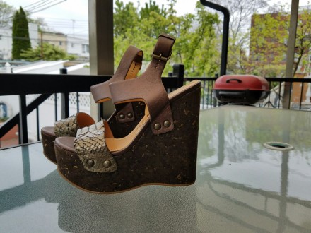 NEW Lanvin Paris Metallic Brown Bronze Leather Python Cork Wedge Sandals SZ.38. . . фото 2