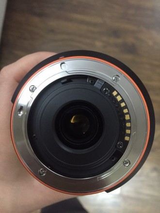 Продам новый объектив Sony 55-300mm f/4.5-5.6 DT SAM куплен в магазине MOYO в 20. . фото 4