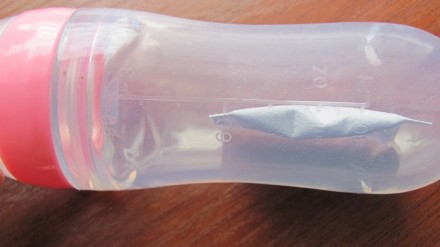 Детская силиконовая бутылочка-ложка для введения прикорма.

Невероятный удачны. . фото 7