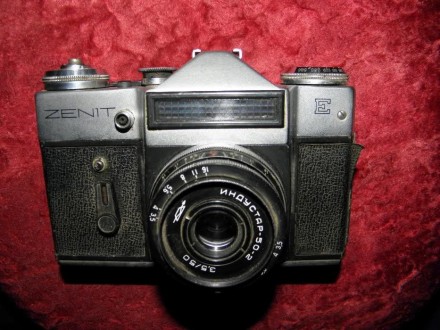 Фотоаппарат Zenit в рабочем состоянии. . фото 3