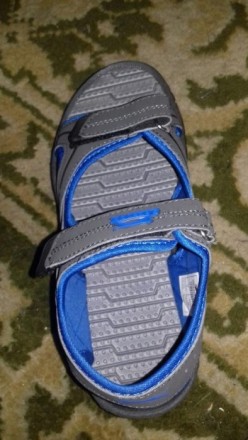 СРОЧНО продам новые спортивные сандали(23,5 см по стельке),легкие и очень удобны. . фото 4