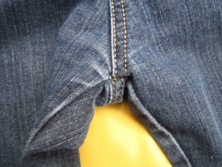 Женские плотные джинсы р.31. 95 % коттон,5 % эластан. ПОТ 39 см,высота спереди о. . фото 6