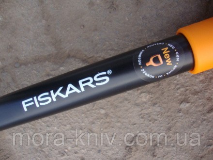 Лопата Fiskars Solid, сапёрная (131417) - произведена из специально закалённой с. . фото 7
