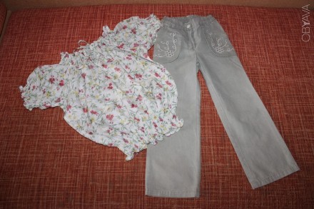 Продам костюмчиком - брюки коттоновые (летний джинс)+ блузка в актуальном "сельс. . фото 2