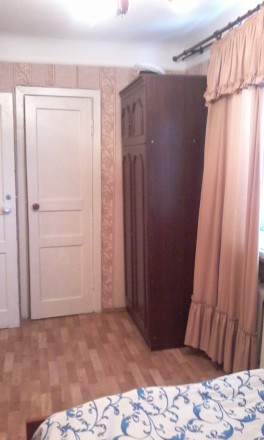2-комнатная квартира по ул. Комарова. 3/5 эт. Кирпичный дом, комнаты смежные, в . Центр. фото 6