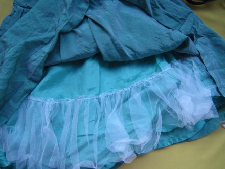 Красивое вечернее платье с отливом ткани Oasis, р.10/36. В отличном состоянии. С. . фото 7