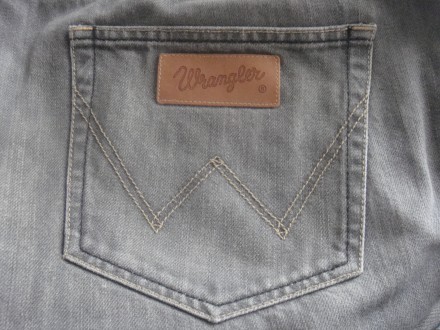 Wrangler джинсы (100% оригинал).Замеры: ПОТ- 52 см, посадка переда - 26 см, поса. . фото 3