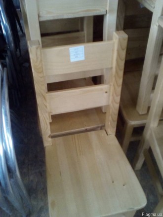 Розпродаж  стільців дерев’яних б/у для кафе . Стілець виготовлений з масиву сосн. . фото 2