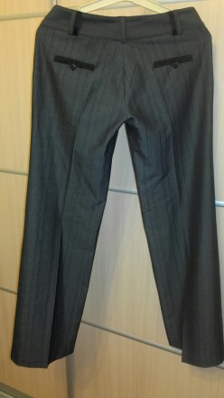 Женские классические брюки 42 размер, темно-серого цвета. Отличное качество, сос. . фото 3