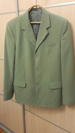 Красивый классический пиджак, размер 46. В отличном состоянии. хорошая ткань. Од. . фото 9
