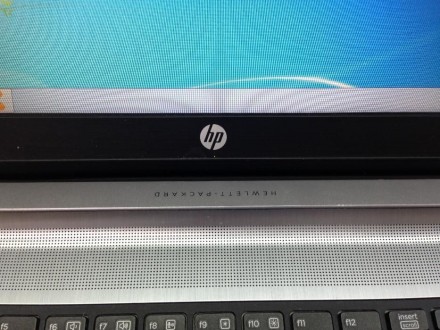 Ноутбук HP Pro 450 G2 
Состояние на 5-. есть мелочь возле кнопки включения. Дис. . фото 5