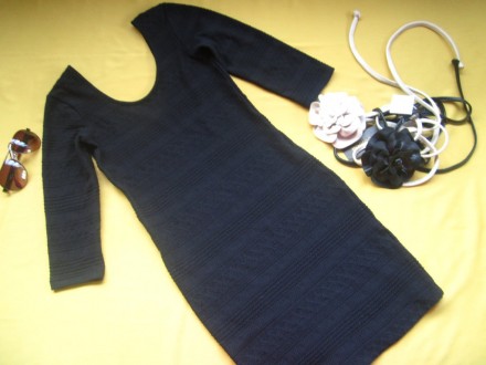 Красивое фирменное чёрное платье Pimkie в отличном состоянии. Ткань стрейчевая.
. . фото 2