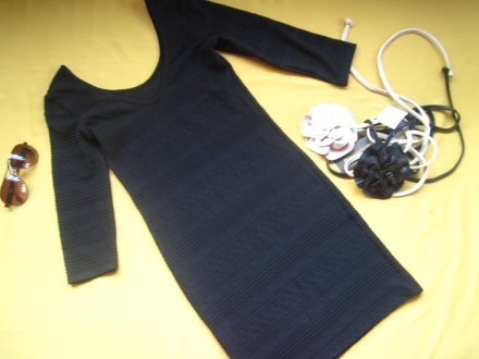Красивое фирменное чёрное платье Pimkie в отличном состоянии. Ткань стрейчевая.
. . фото 4
