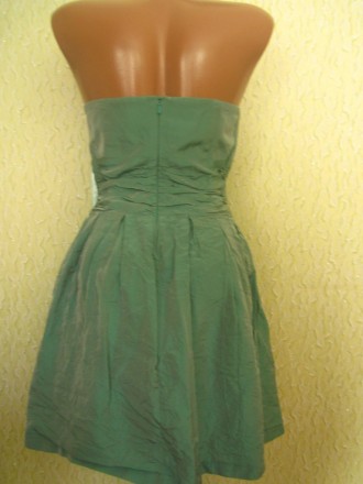 Красивое вечернее платье с отливом ткани Oasis, р.10/36. В отличном состоянии. С. . фото 3