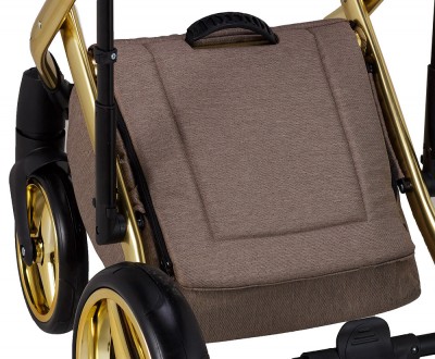 Эта коляска, созданная с заботой не только о безопасности и комфорте ребенка, а . . фото 9