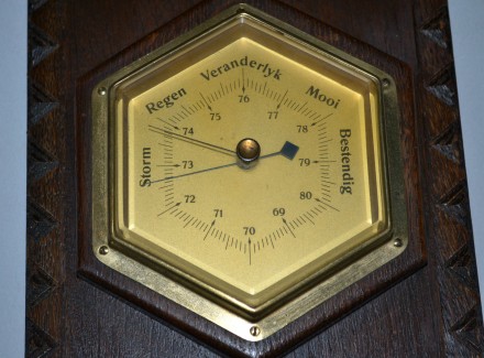 Настенный старинный барометр,термометр
Размер 47 х 16 см.
Массив дерева.
В ра. . фото 3