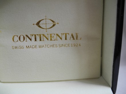 Лакированный короб (коробка) для часов "Сontinental" (Швейцария) 11х11 см

Вну. . фото 9