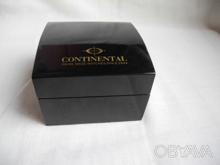 Лакированный короб (коробка) для часов "Сontinental" (Швейцария) 11х11 см

Вну. . фото 1