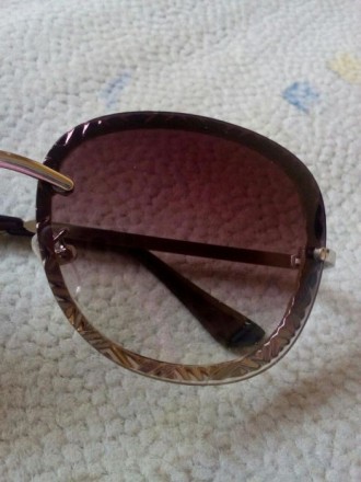 Шикарные солнцезащитные очки Omega. Новые. Высота линзы 5 см, ширина линз 13,5. . . фото 6