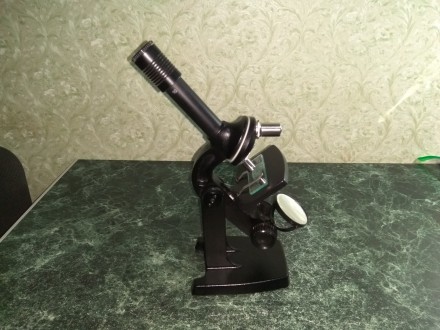 Предлагаю микроскоп "Юннат 2-П" , в отличном состоянии и при полной комплектации. . фото 2
