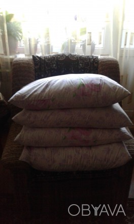 Продам перьевые подушки 4шт, новые, стоимость 1шт-100грн.. . фото 1