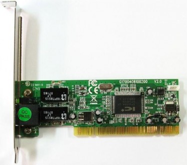Есть гигабитные PCIe x1 карты на чипе Realtek 8111C, новая.

Есть 100мбитные P. . фото 2