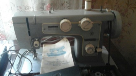 Бытовая швейная машина класса 142 предназначена для шитья хлопчатобумажных, льня. . фото 2