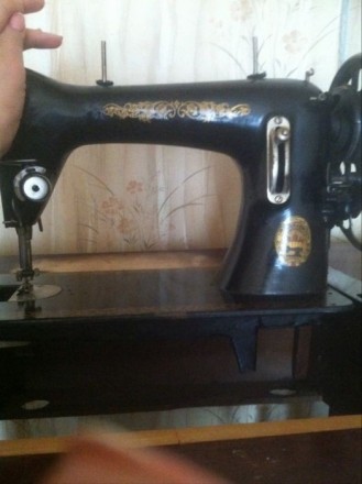 Продам швейную машинку ножная ЗШМ г. Орша.. . фото 4
