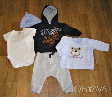 Комплект одежды для малыша от рождения и до 3-х месяцев. Идеальное состояние.
Ф. . фото 1