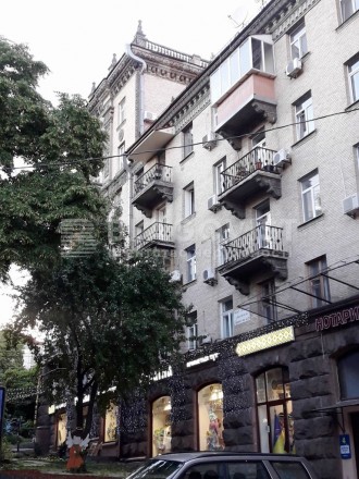 Продажа Нежилого помещения ул. Прорезная (Центр) в Киеве. Общая площадь 370 м2. . . фото 10