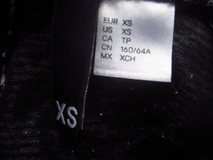 Фирменная красивая юбка солнцеклёш с замочком сзади
,H&M, р.XS, Турция. ПОТ 29,. . фото 3