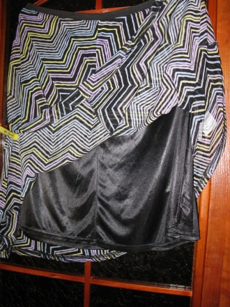 Летняя юбка оригинальной расцветки с рисунком зиг заг.
Размер 46 европейск , ук. . фото 5
