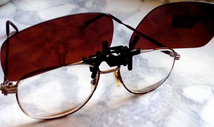 Поляризовані накладки на діоптрійні окуляри від сонця різних відтінків.
Мають с. . фото 10
