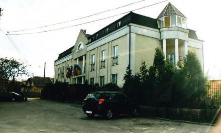 Продам отдельно стоящее здание, ул. Каменярив. Общая площадь 1300 м2 (4-этажное . . фото 2