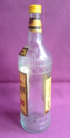Бутылка от алкоголя Goldkorn. Стекло. Германия.
Высота 35.5 см. Объём 1.5 л.
8. . фото 8