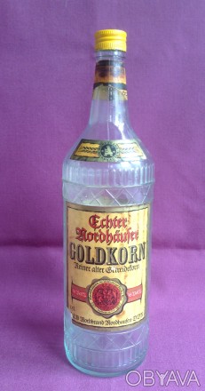 Бутылка от алкоголя Goldkorn. Стекло. Германия.
Высота 35.5 см. Объём 1.5 л.
8. . фото 1