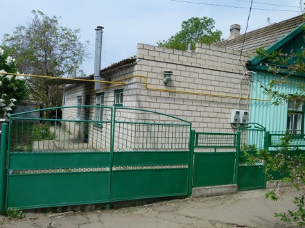 Пол дома в центре Скадовска (район магазина Фреш) удобный выход как к детскому т. Скадовск. фото 2