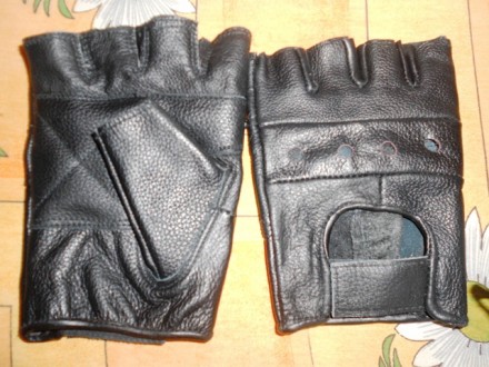 Мужские кожаные перчатки с открытыми пальцами, черного цвета, размер L, очень кр. . фото 5
