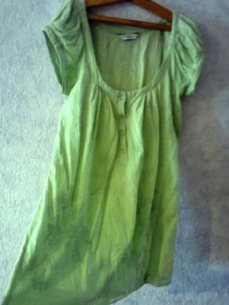 Коротенькое платье-туника, сарафан красивого салатового цвета с вышивкой. Можно . . фото 3