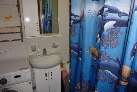 Уютная чистая квартира с евро ремонтом  комфортная для проживания для 6 человек . Суворовский. фото 6