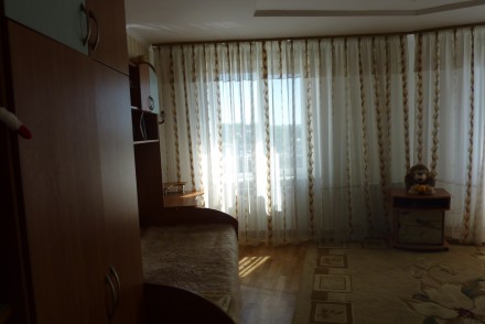 Уютная чистая квартира с евро ремонтом  комфортная для проживания для 6 человек . Суворовське. фото 4